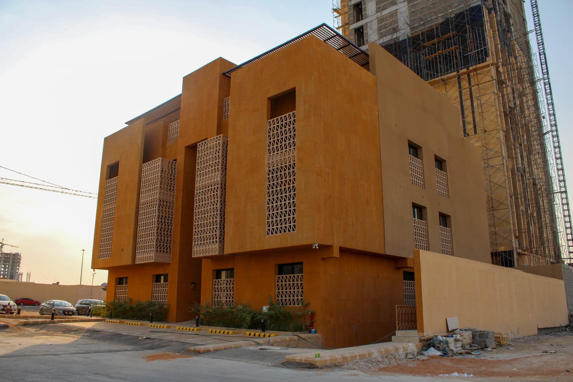 إشراقة النرجس 2